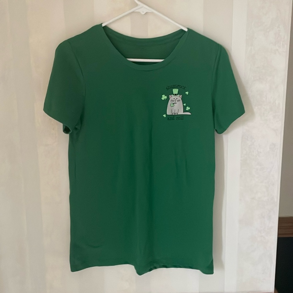 st. patrick’s day cat celebration tee